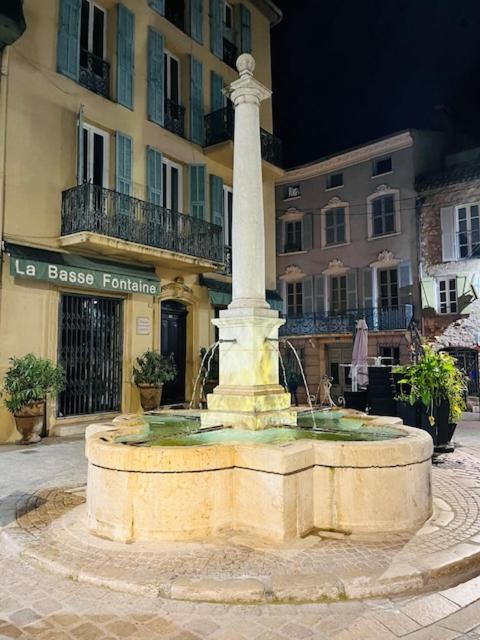 Cosy Dans Le Centre Historique De Vence