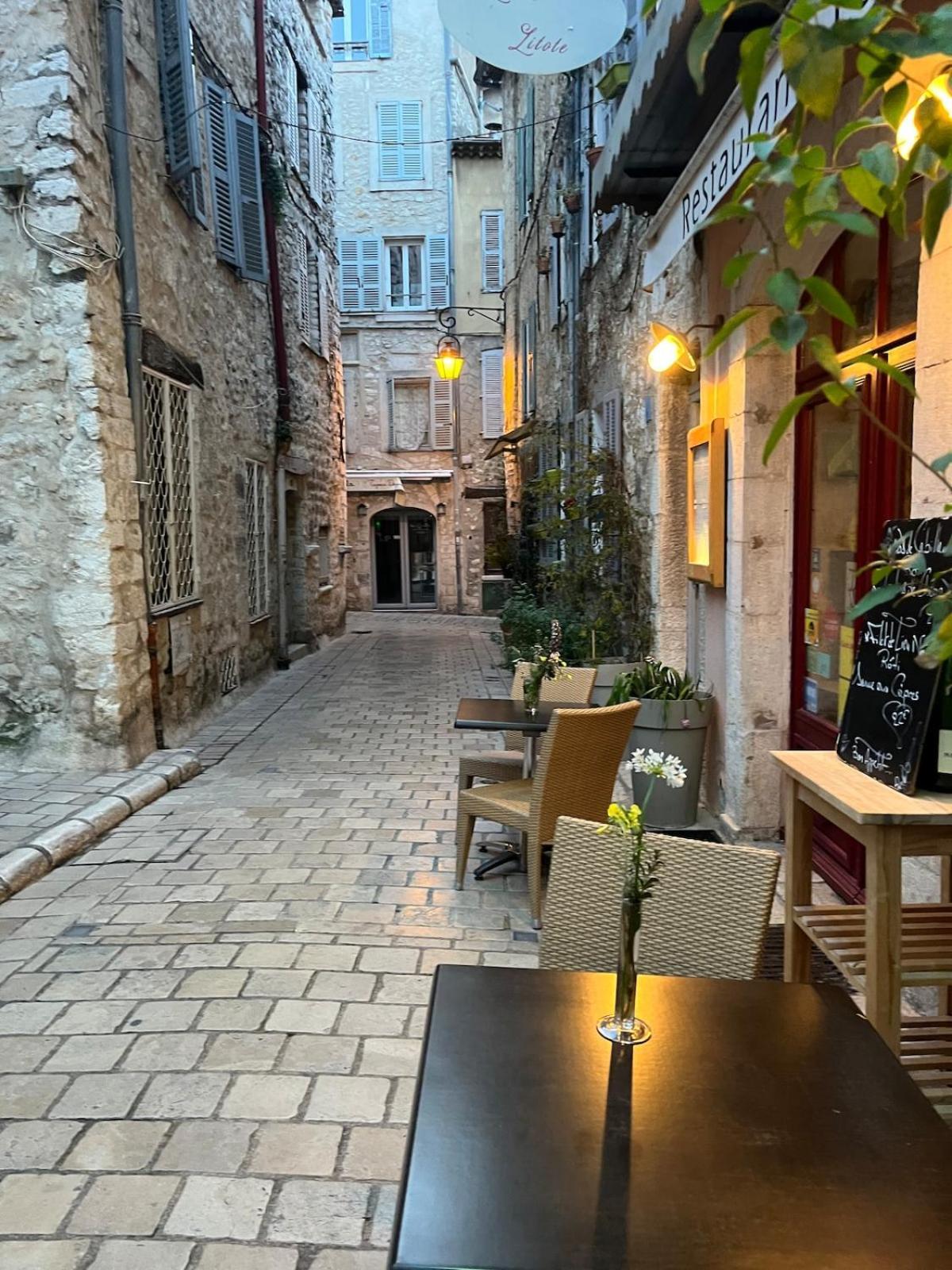 Cosy Dans Le Centre Historique De Apartment Vence
