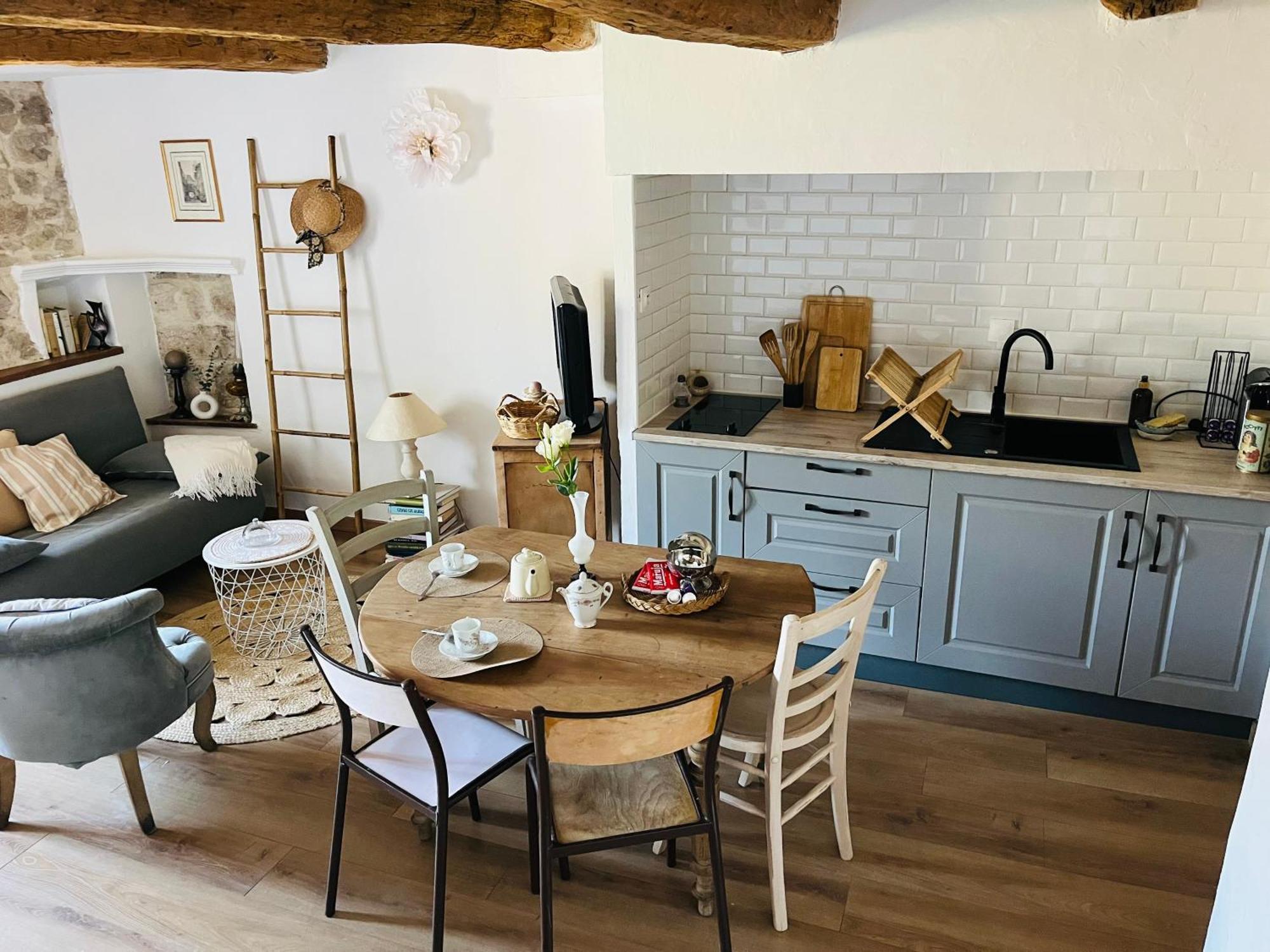 Cosy Dans Le Centre Historique De Apartment Vence